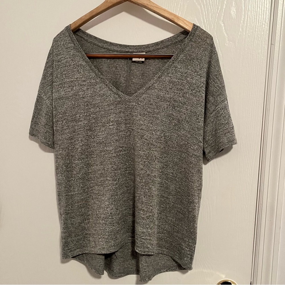 Basic Gray V Neck Short Sleeve Shirt A New Day